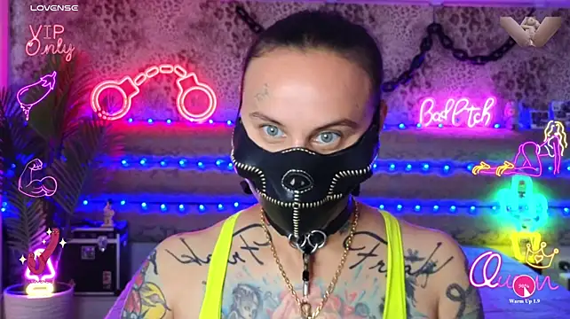 Cool_Freak_'s Live XXX Chat