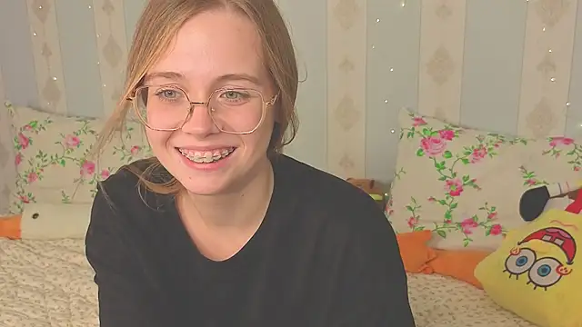 miya_soft élő XXX-chatje