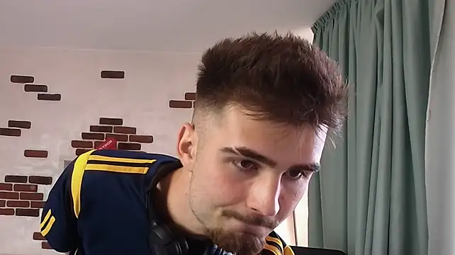 KyloEast's Live XXX Chat