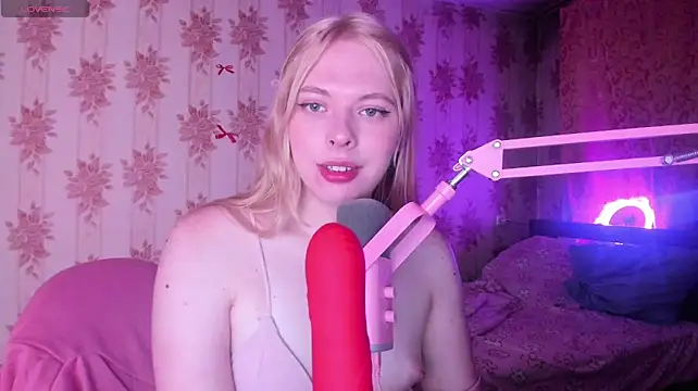 Cutie_Bambi: απευθείας συνομιλία ΧΧΧ