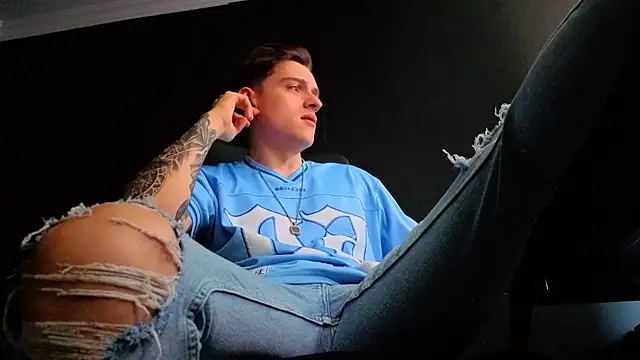 Chat XXX en directo de FelixStarkk