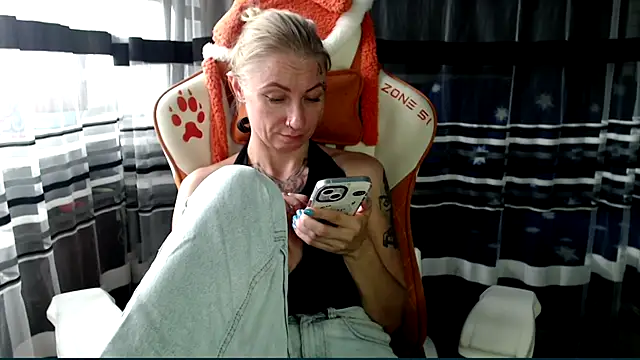 cold_lollipop Chat XXX in diretta