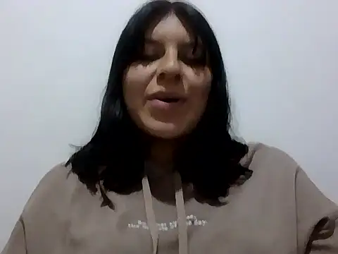 Kate-Pauhl Live XXX-Chat
