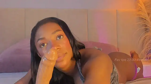 aprilebony_'s Live XXX Chat