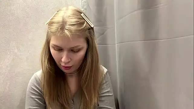sorrelwood's Live XXX Chat