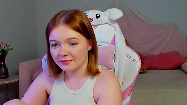 ElinaVale's Live XXX Chat