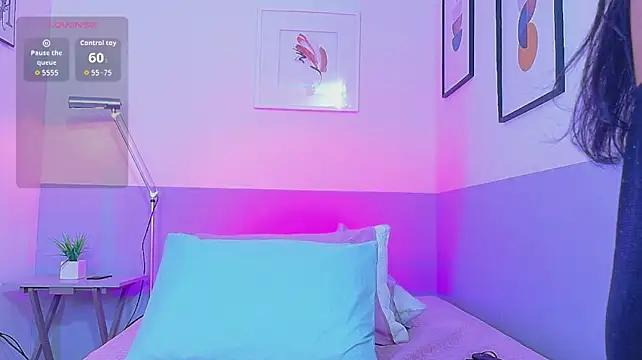 littlee_emilyy_'s Live XXX Chat