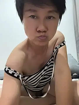 mmyun6 网络视讯表演