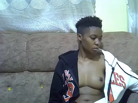 Chatroom XXX en direct de prettyy_joy