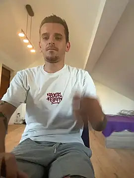 Huge_cock22cm Webcam show