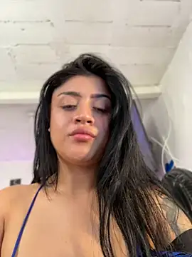 lucianaroy's Live XXX Chat