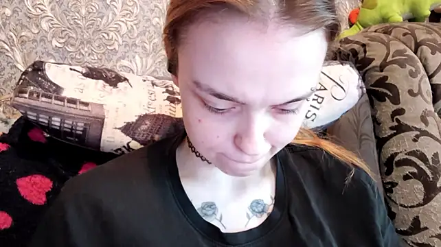 CaraDelevingnee Chat XXX live