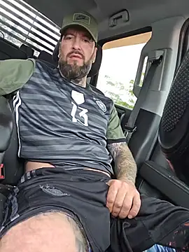 Beardedtattood live XXX chat