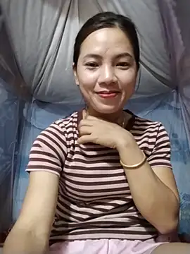 lmc-zz's Live XXX Chat