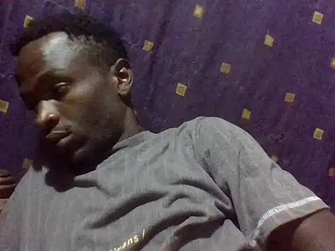 Chat XXX ao vivo de Roystone3