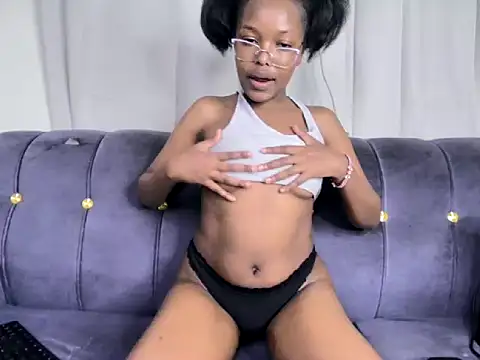 Sweet_PROTON Adlı Modelin Canlı XXX Sohbeti