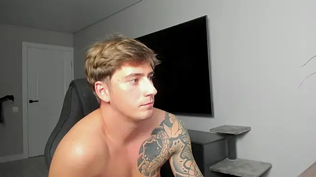 DaniHort live XXX chat