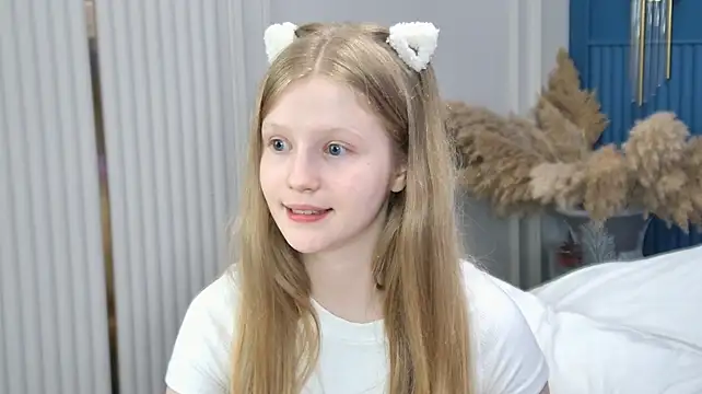 LilianHowards' Webcam Show