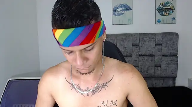axcel_boy_ webcam show