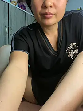 Ivy_Trix2's Live XXX Chat