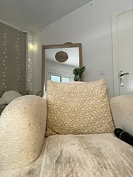 XXX chat uživo modela Martyca_Beee