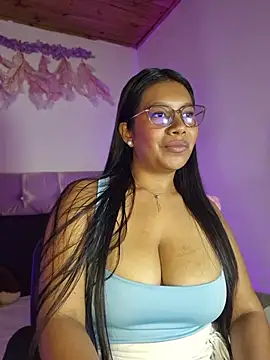 PaulaOrtiz_1's Live XXX Chat