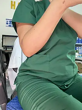 צ'אט XXX בשידור חי של Angela_my