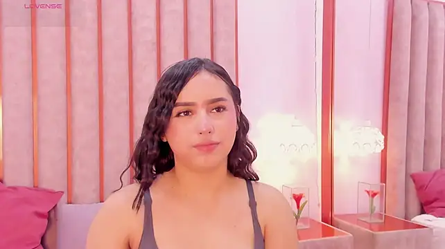 Zoe_Monrow's Live XXX Chat