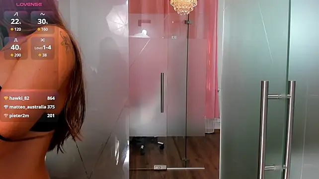 Anya-Ray Adlı Modelin Canlı XXX Sohbeti