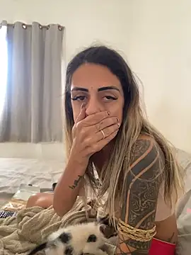 sabrinaneves 即時 XXX 聊天