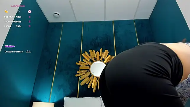 LoraPalms live XXX chat