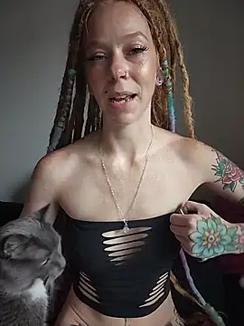 LucidLucy's Webcam Show