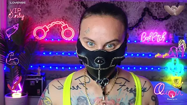 Czat XXX na żywo – Cool_Freak_