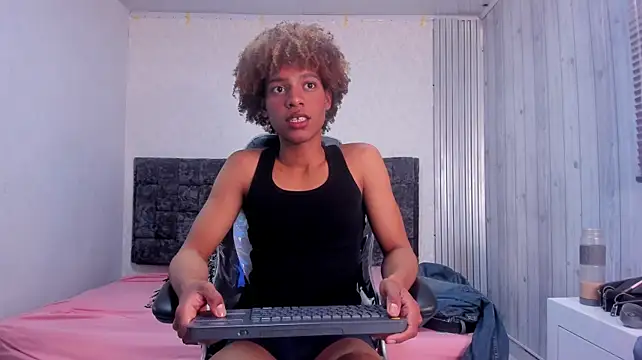 Czat XXX na żywo – luccas_lowee