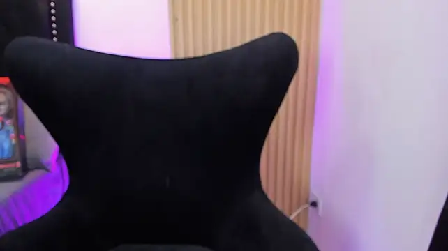 1Sloppy_Fox4 Live XXX-Chat