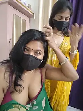 cutee__crazy 网络视讯表演