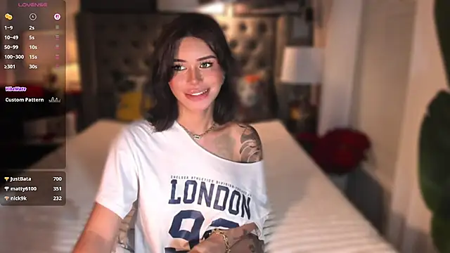 ParisianDoll – webcam-show