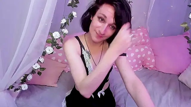 XXX chat uživo modela MickeQuinee