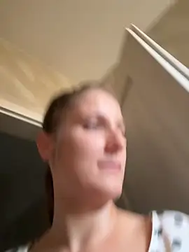 jennifer11772's Live XXX Chat
