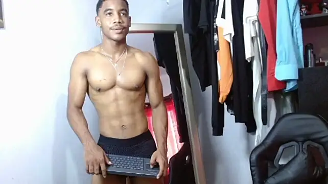 Webkamerová show AxelSilva7777