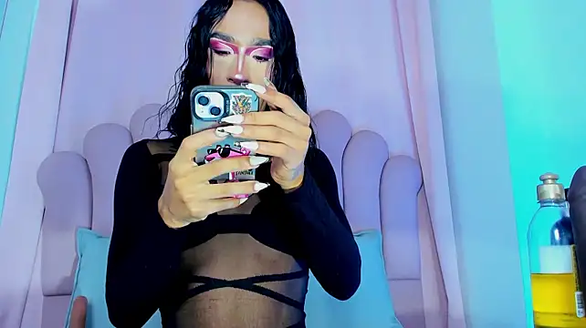 Pertunjukan Kamera Web NicoleMadrird