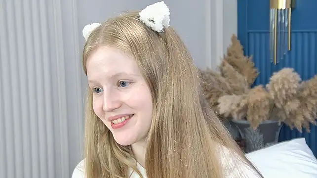 LilianHowards XXX чат на живо