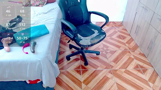 XXX chat uživo modela Eimy_lorens