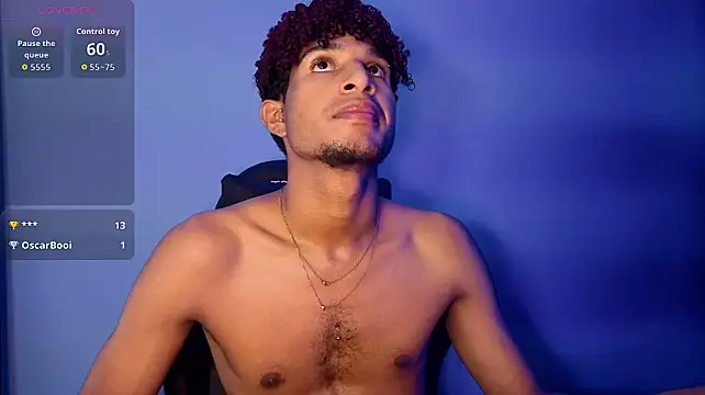 Chat XXX en directo de Alex_Bloom