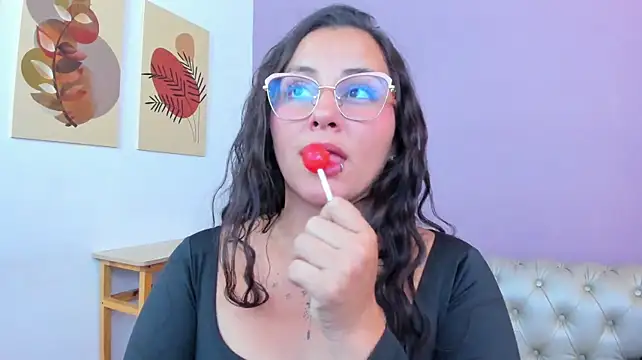 megansumer's Live XXX Chat