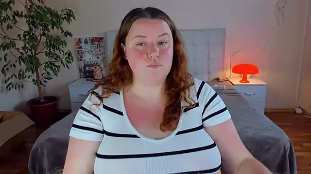 PolinaSalvatore's Live XXX Chat
