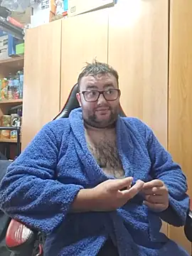 Czat XXX na żywo – Javier_bear