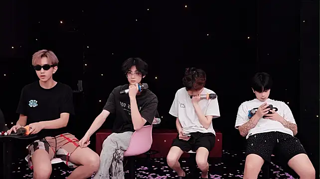 Chenyong123 网络视讯表演