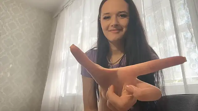 Chat +18 de EricaKramer ao vivo
