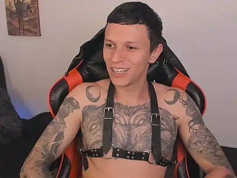 Masterdave7 live XXX chat